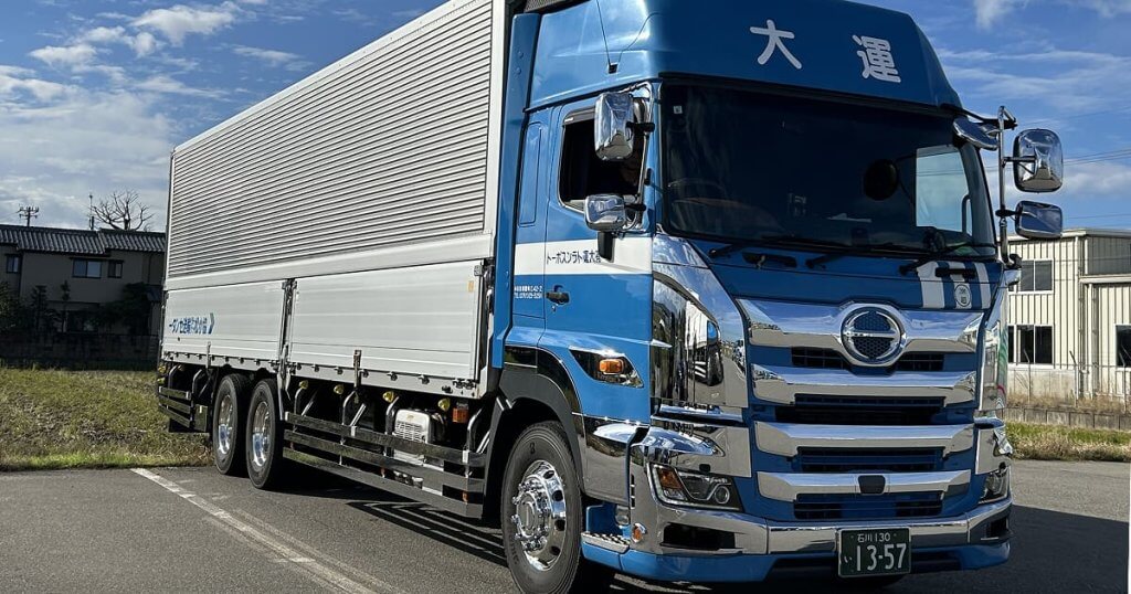 大運トランスポートのトラック