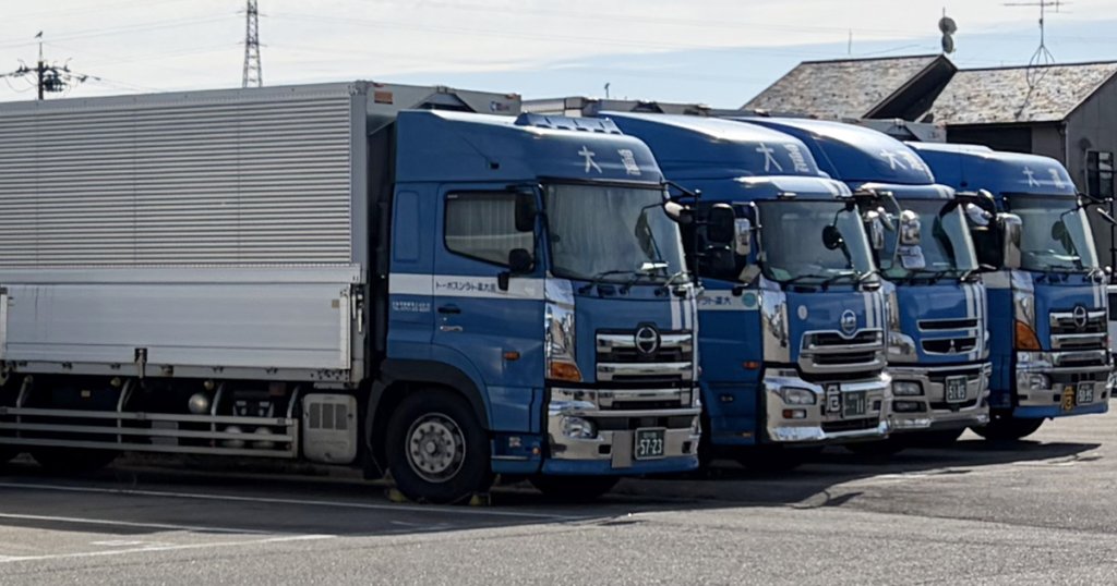 大運トランスポートのトラック